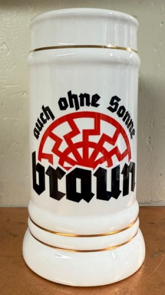 Bierkrug mit Goldlinien - Auch ohne Sonne braun Bierkrug mit Goldlinien - Auch ohne Sonne braun
